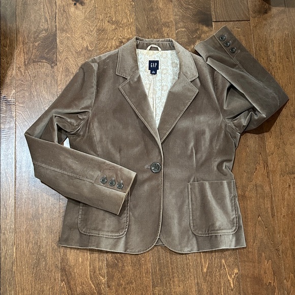 Sweet Jacket - Picture 16 of 16